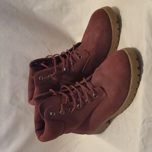 Cliffs Pascale White Mountain Boots SZ 8